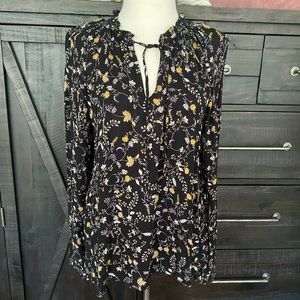Gap Black and Floral Blouse Size M